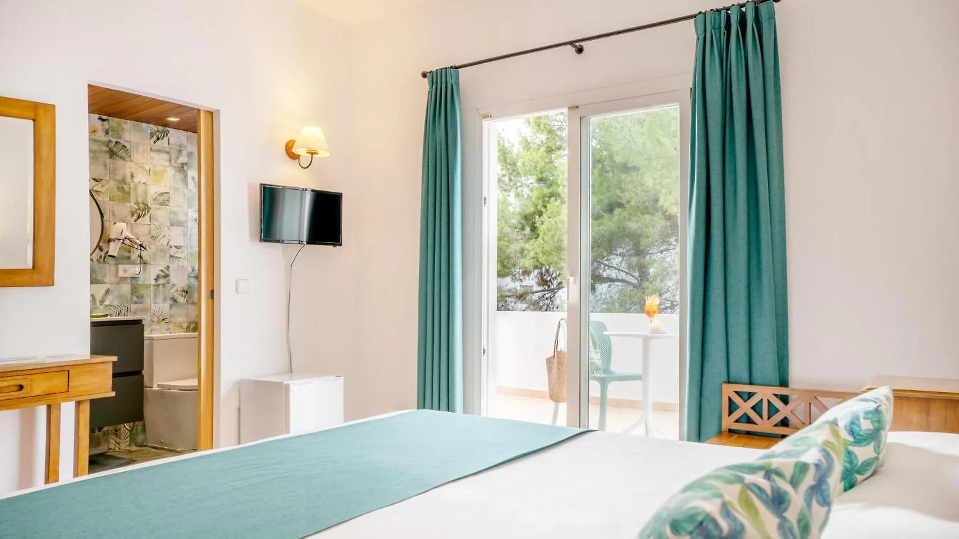 Hotel Roca Plana Es Pujols